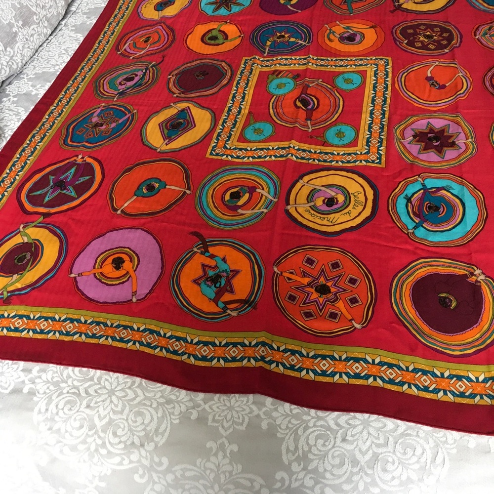 Hermes Shawl